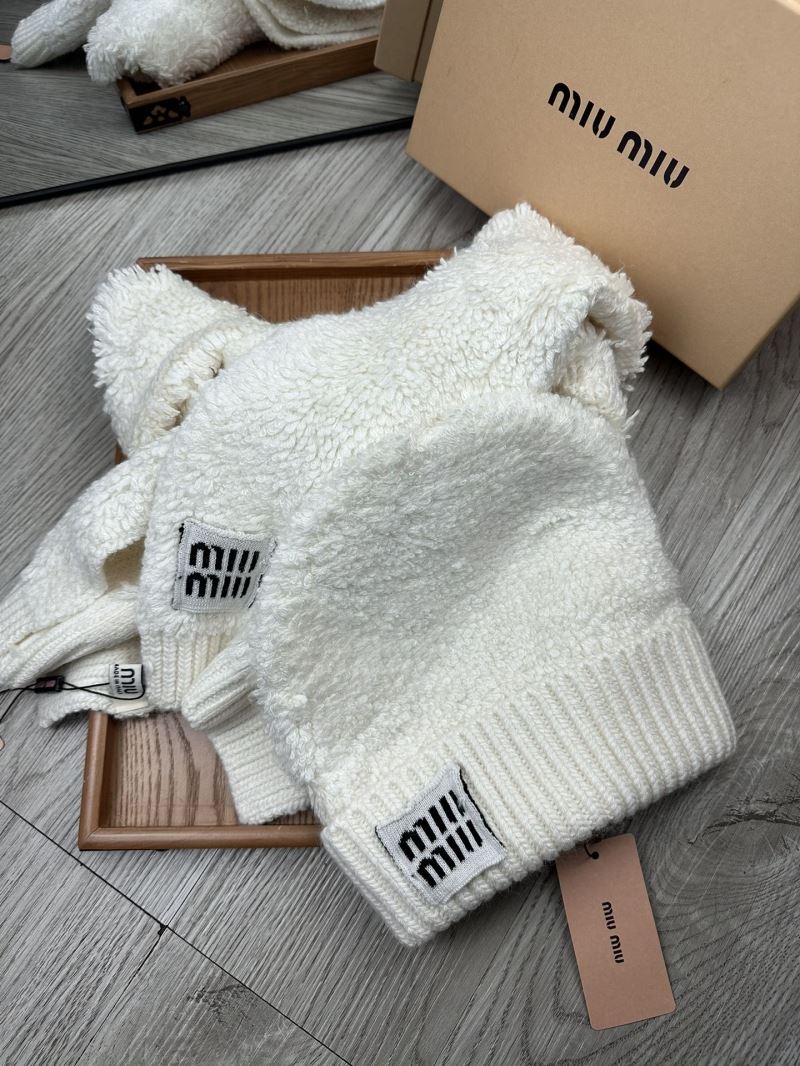 Miu Miu Caps Scarfs